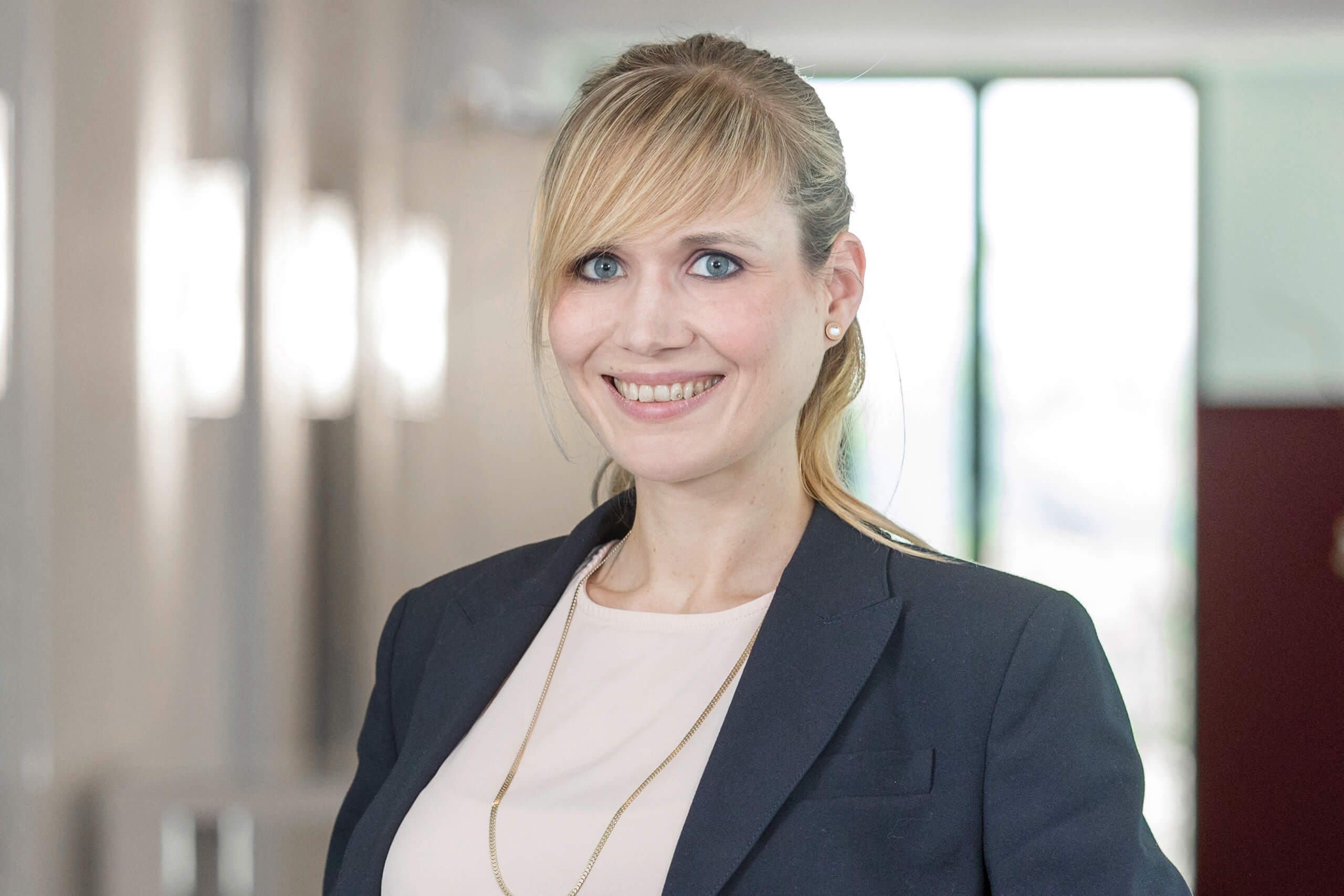 Nicole Naber Portraitfoto von Nicole Naber | Dr. Strunk und Smania Wirtschaftsprüfer-Steuerberater PartmbB