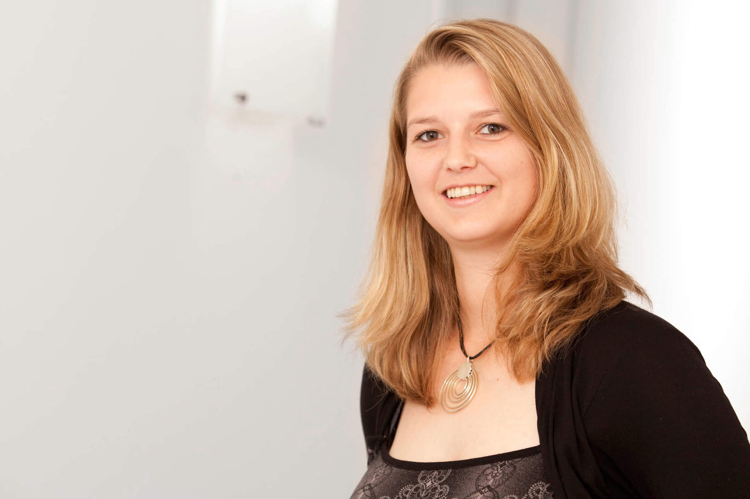 Nadine Przewieslik Portraitfoto von Nadine Przewieslik | Dr. Strunk und Smania Wirtschaftsprüfer-Steuerberater PartmbB